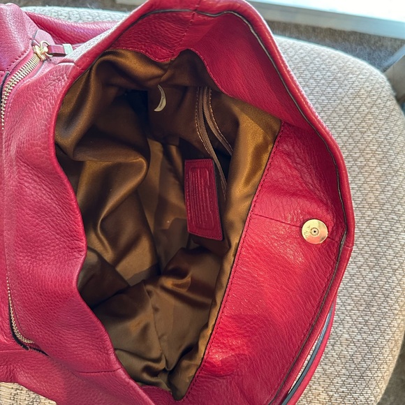 Coach leather bag, Never used, Perfect condition.  100 % , Original. Red color. - Picture 2 of 13